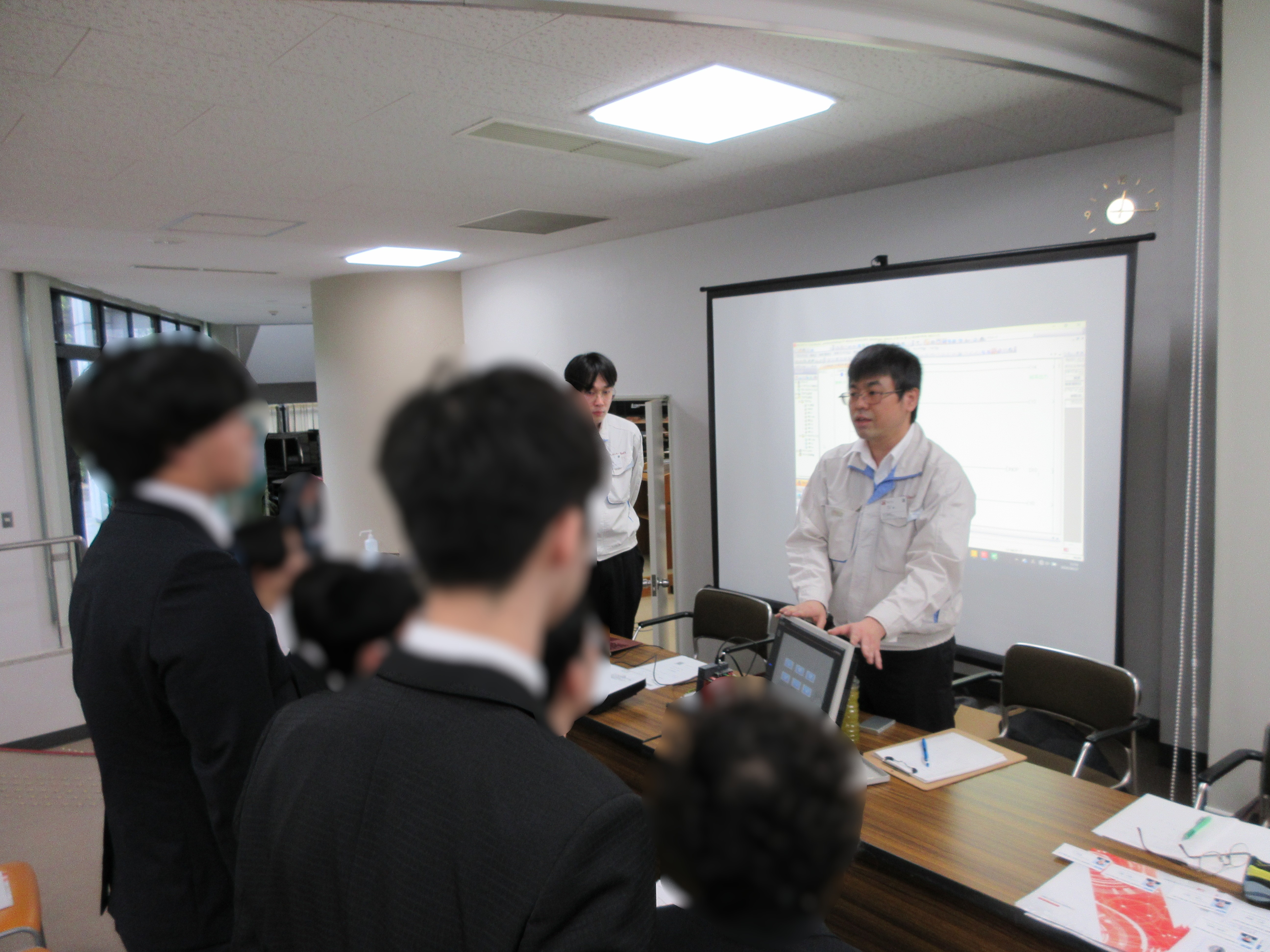 2026-04-23_ICC校内企業説明会-3.JPG